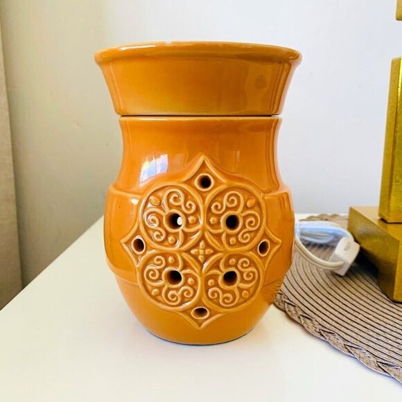 Joy Mangano Forever Fragrant Electric Wax Warmer Pumpkin - Picture 3 of 7